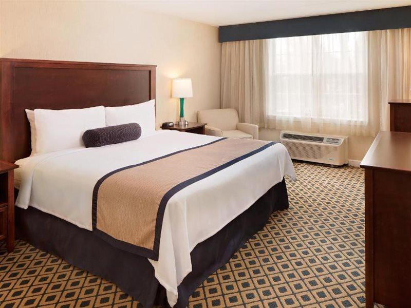 Westford Regency Inn & Conference Center Kültér fotó