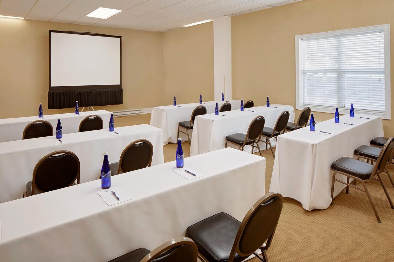 Westford Regency Inn & Conference Center Kültér fotó